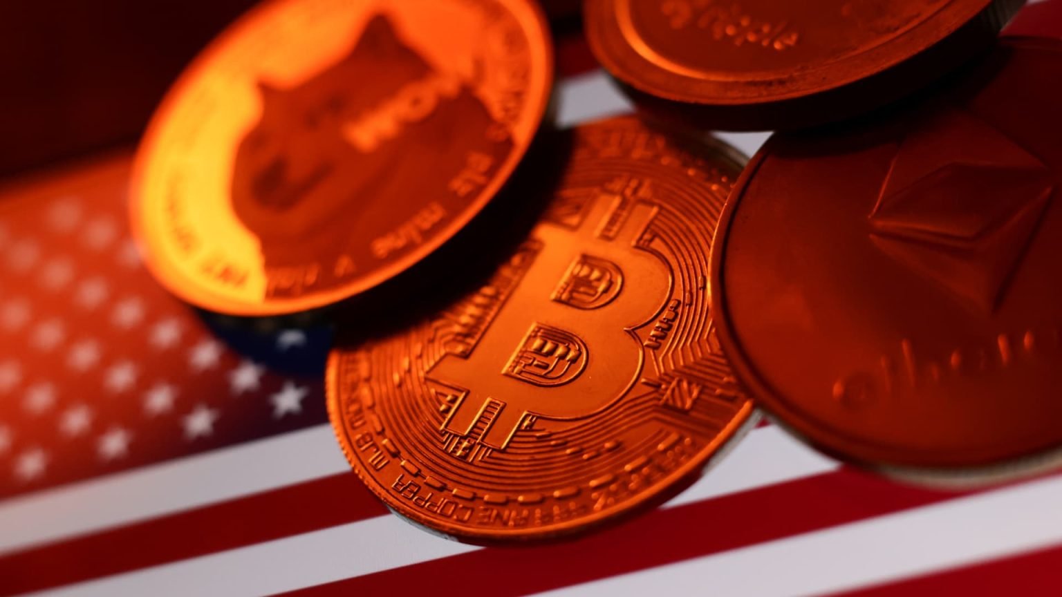 تنخفض Bitcoin إلى أقل من 80،000 دولار حيث تنضم العملات المشفرة