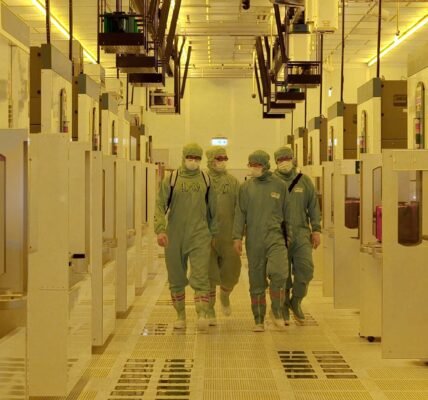 يقول صانع الرقائق TSMC إنه اكتشف تسربات سرية تجارية محتملة