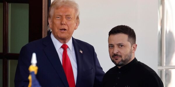 ترامب ، زيلنسكي ، دول الناتو المقالة للاجتماع الافتراضي قبل قمة ترامب بوتين
