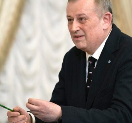 تستهدف الطائرات بدون طيار الأوكرانية واحدة من أفضل مصافي النفط في روسيا تستهدف الطائرات بدون طيار الأوكرانية واحدة من أفضل مصافي النفط في روسيا