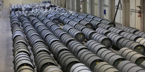 وزارة الطاقة تعلن عن جهود لتعزيز سلسلة توريد الوقود النووي وزارة الطاقة تعلن عن جهود لتعزيز سلسلة توريد الوقود النووي