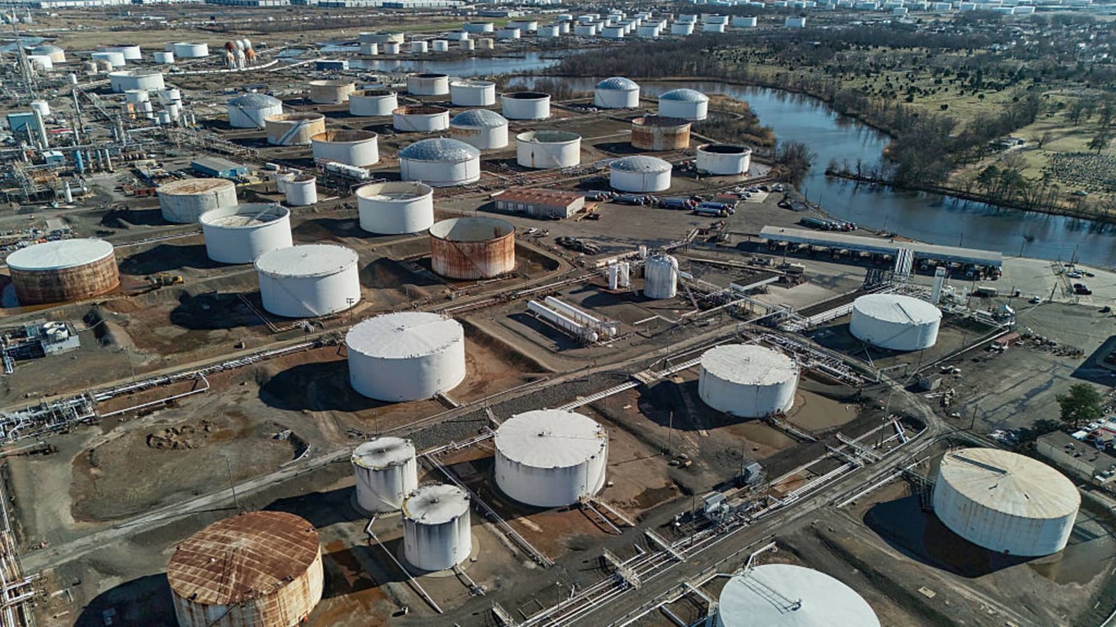 السفن الصينية منعت في مضيق هرمز